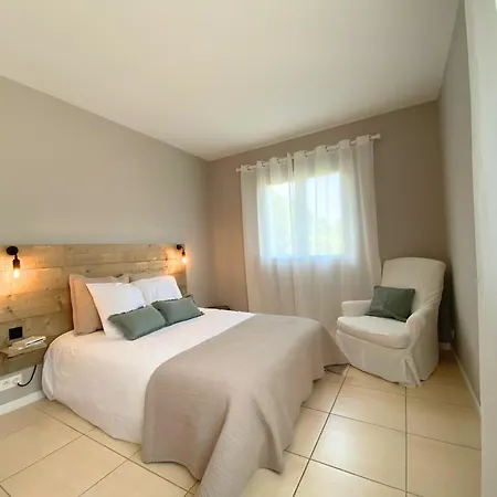 Les Hauts De La Pinede - Avec Piscine, Jacuzzi Et Boulodrome Privatifs Villa